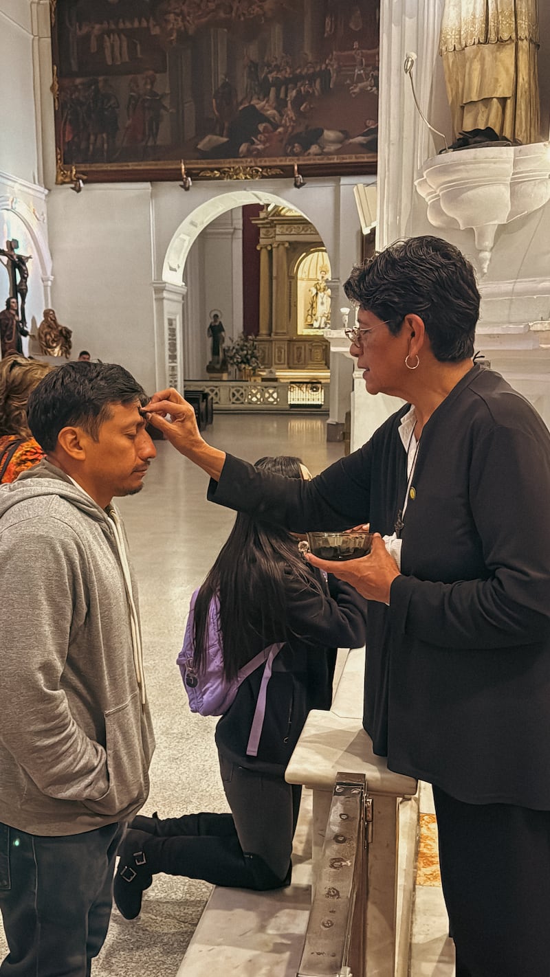 Miércoles de Ceniza y el comienzo de la Cuaresma en Guatemala. Foto: Juan Carlos Chávez