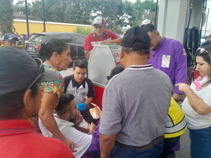 La mujer resultó gravemente herida.