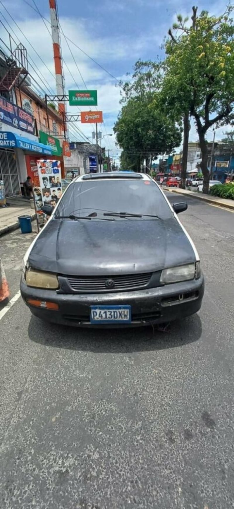 Varios crímenes fueron cometidos en este auto